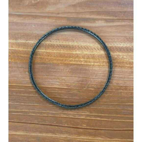 Sterling Silver Bangle With Textured Modernist Design - Picture 4 of 5